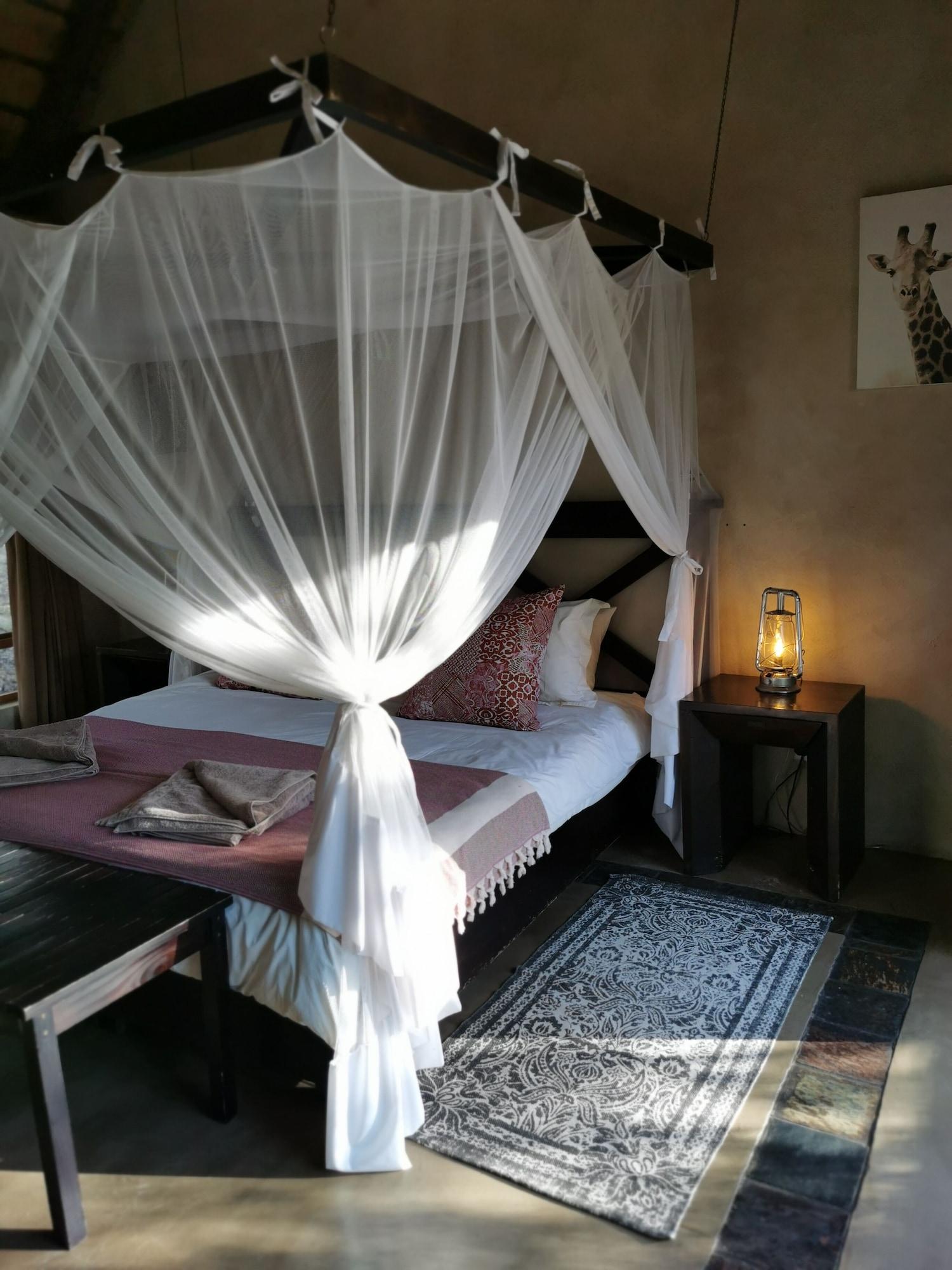 Thornhill Safari Lodge โฮดสปรูท ภายนอก รูปภาพ