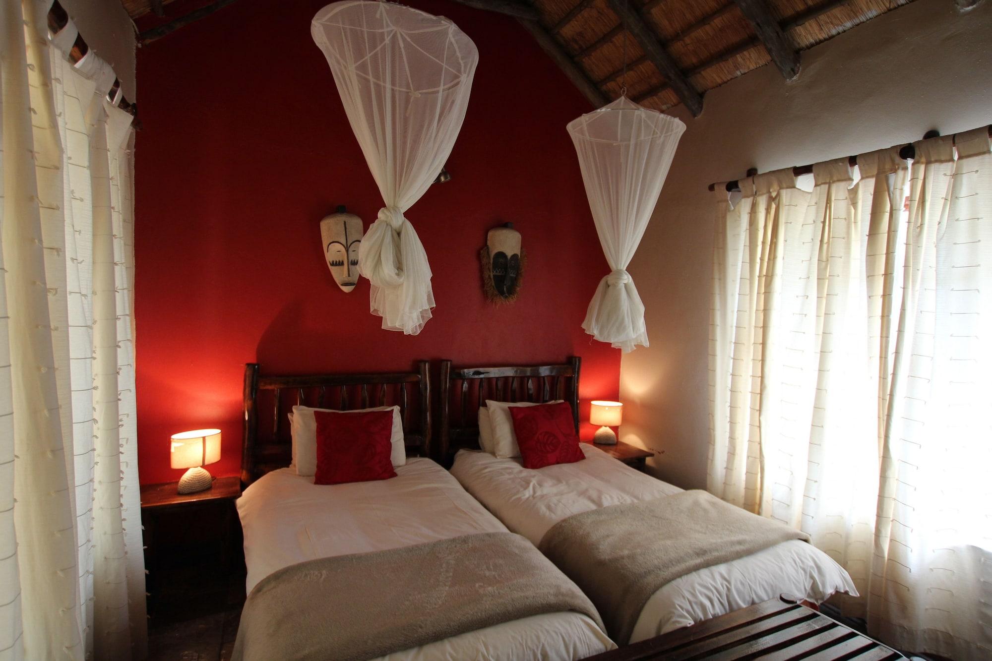 Thornhill Safari Lodge โฮดสปรูท ภายนอก รูปภาพ