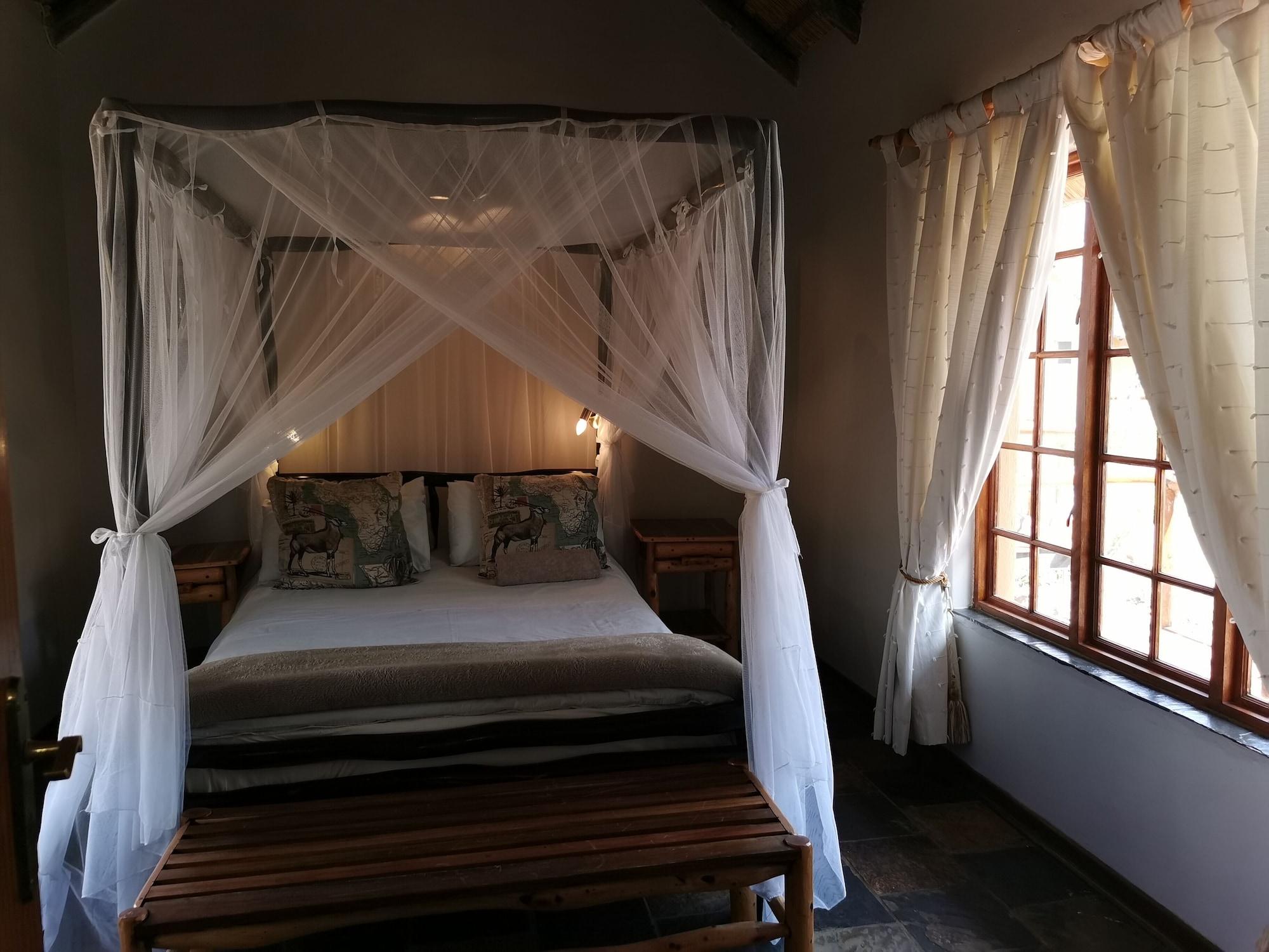 Thornhill Safari Lodge โฮดสปรูท ภายนอก รูปภาพ